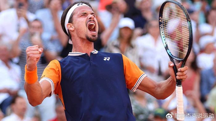 罗马诺：科曼仍未做出决定阻碍了塔转会拜仁，巴萨在进行接触